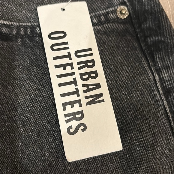 NWT BDG “Tori Mid-Rise Cutoff Jort” - Picture 3 of 11